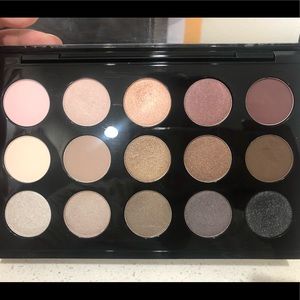 MAC Cosmetics Eyeshadow Palette